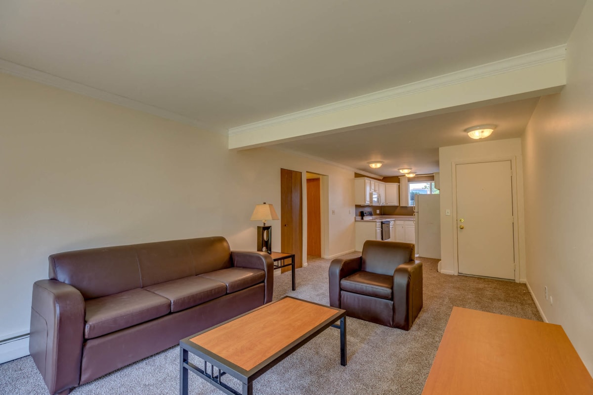 Photos and Video of Collingwood Apartments in East Lansing, MI